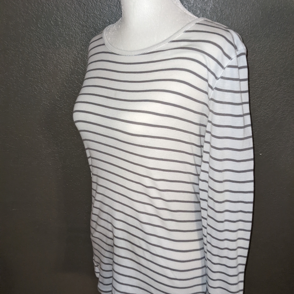 Long sleeve striped shirt
